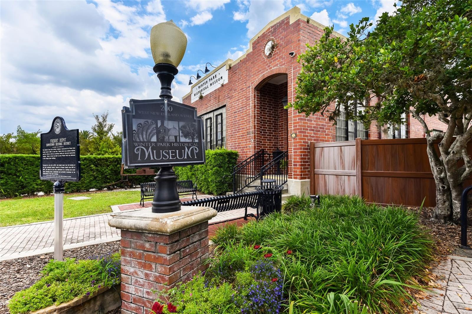 COMSTOCK PARK - Residential