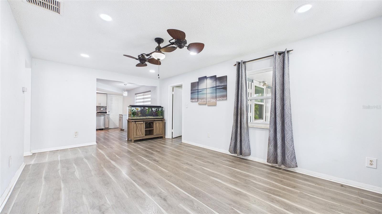 1990 CAROLINA AVENUE