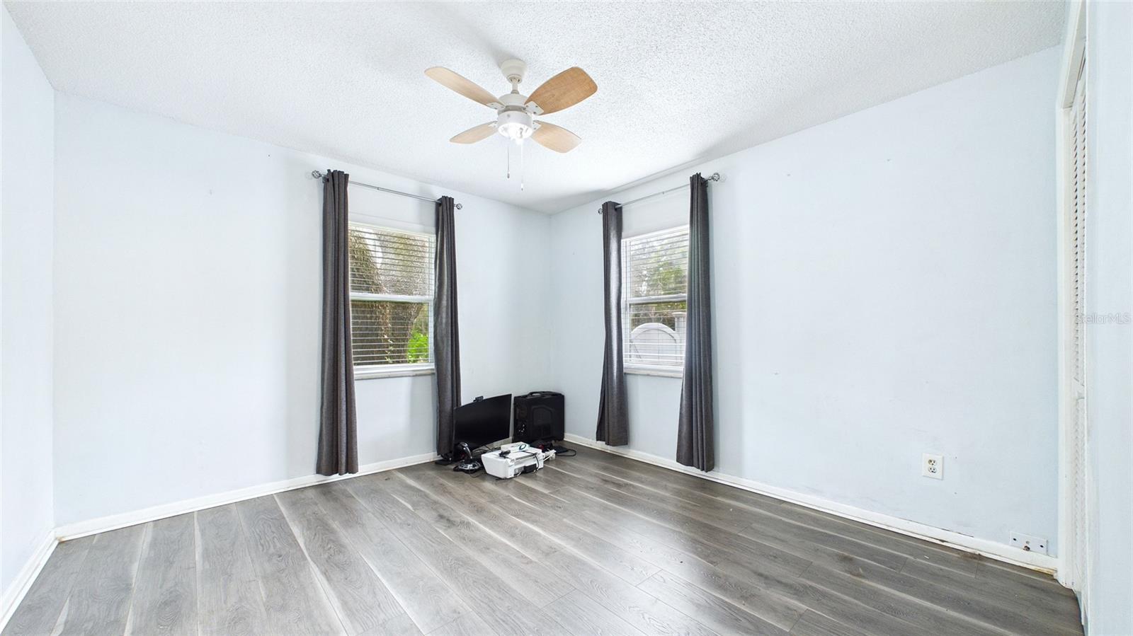 DIXIE PARK - Residential