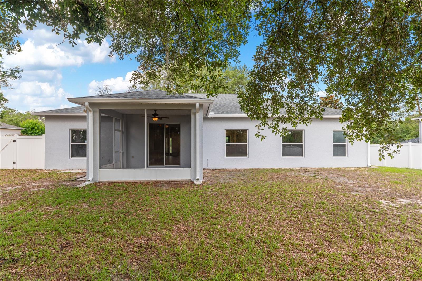 OCALA WATERWAY ESTATE - Residential