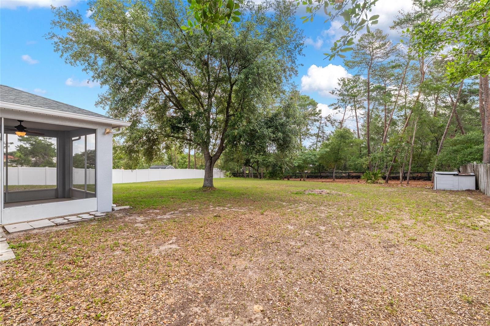 OCALA WATERWAY ESTATE - Residential