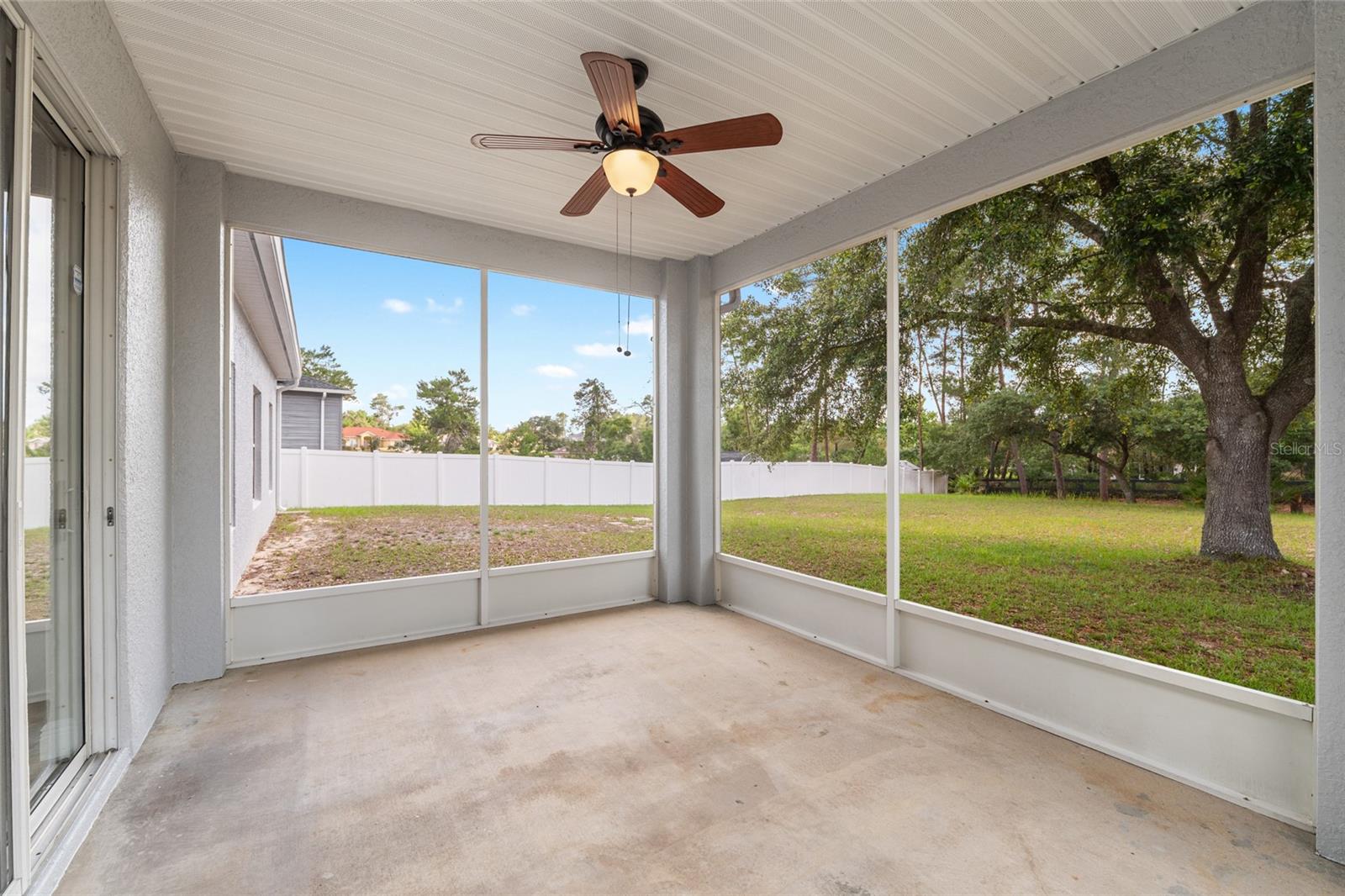 OCALA WATERWAY ESTATE - Residential