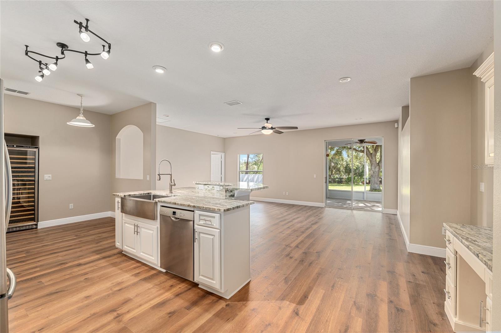 OCALA WATERWAY ESTATE - Residential