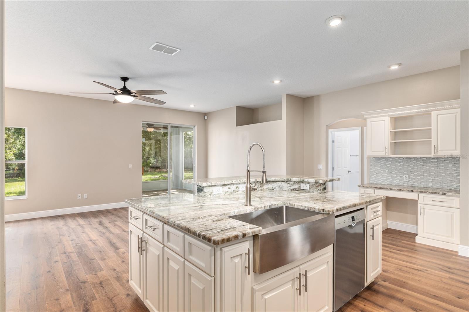 OCALA WATERWAY ESTATE - Residential
