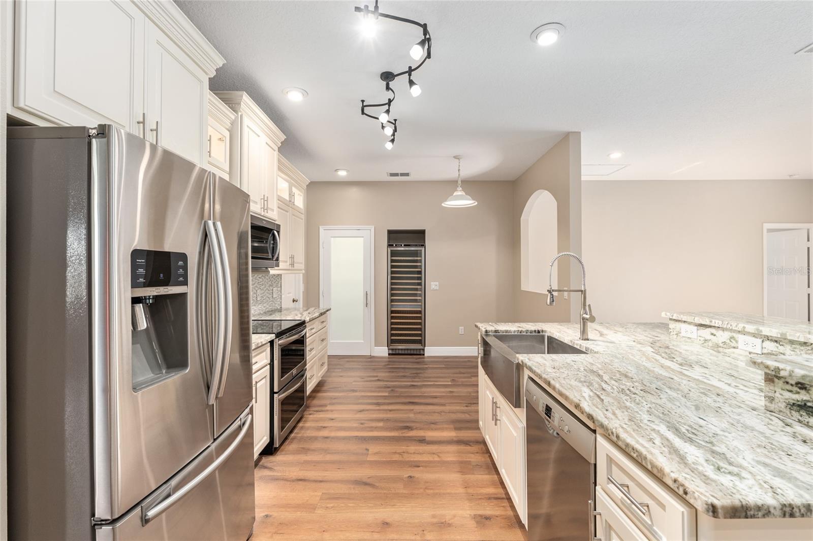 OCALA WATERWAY ESTATE - Residential