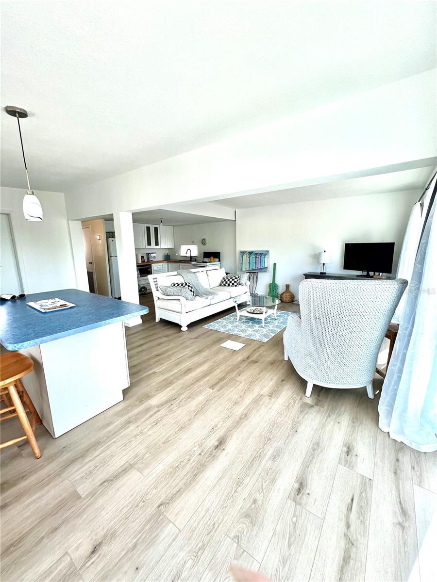 HARBOR LIGHTS MHP CO-OP - Residential