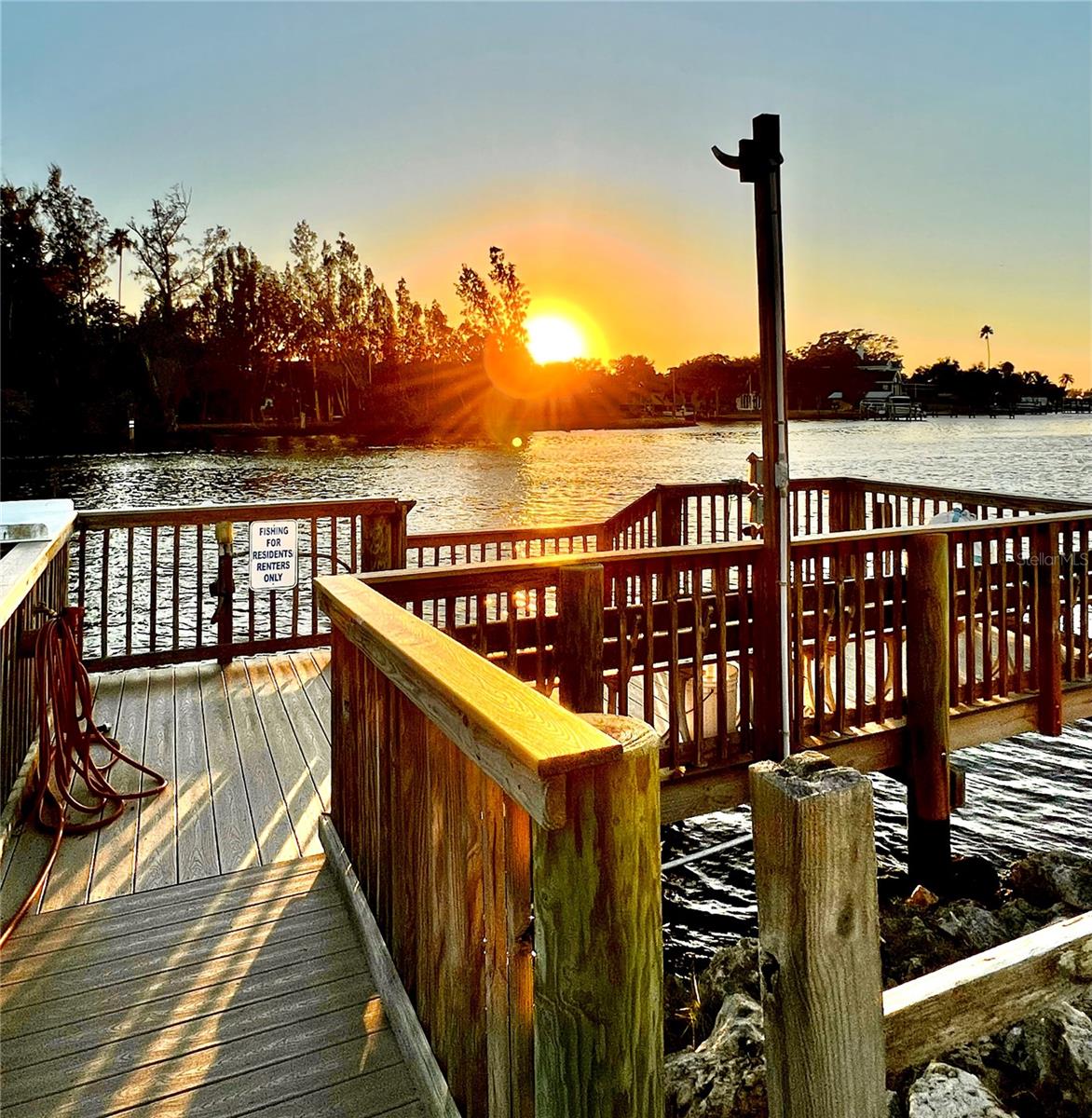 HARBOR LIGHTS MHP CO-OP - Residential