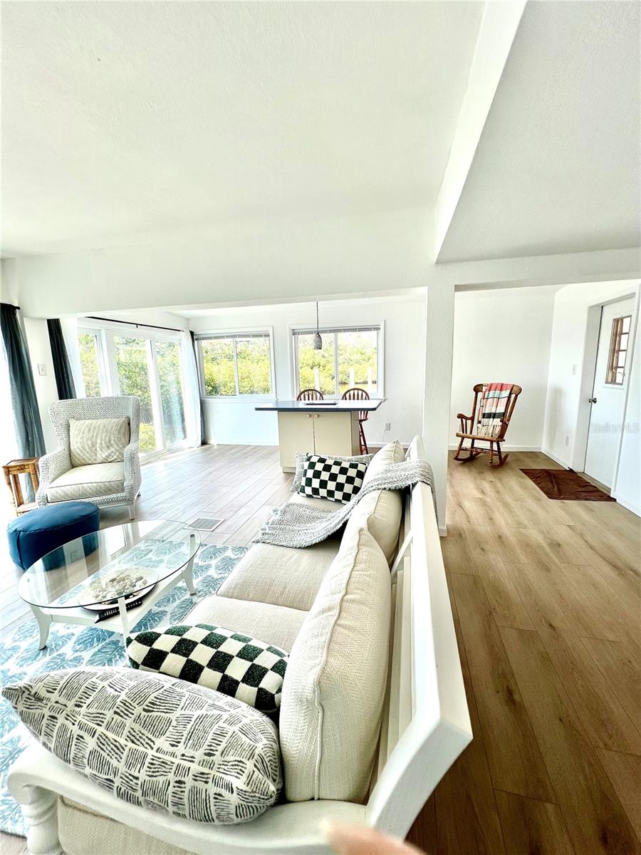 HARBOR LIGHTS MHP CO-OP - Residential