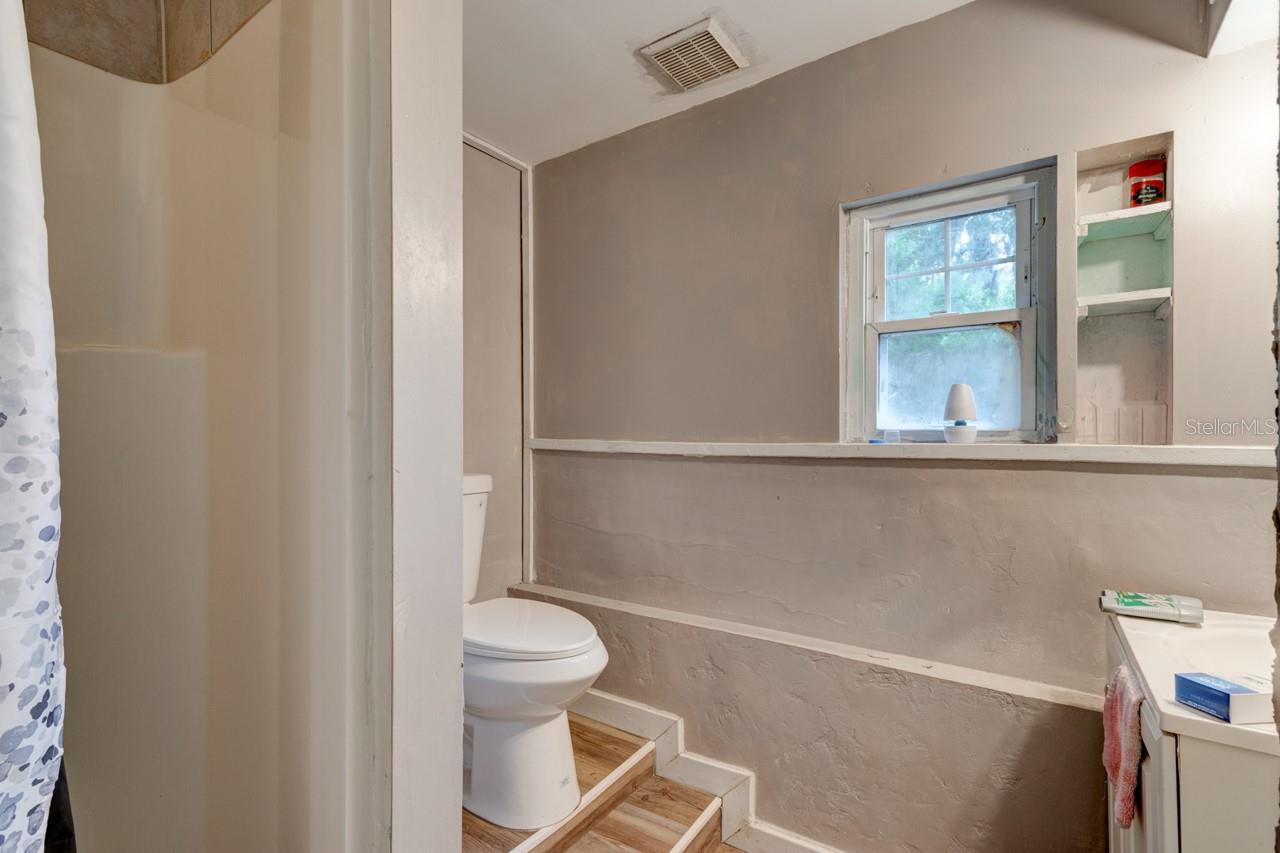 KINGSTON - Residential