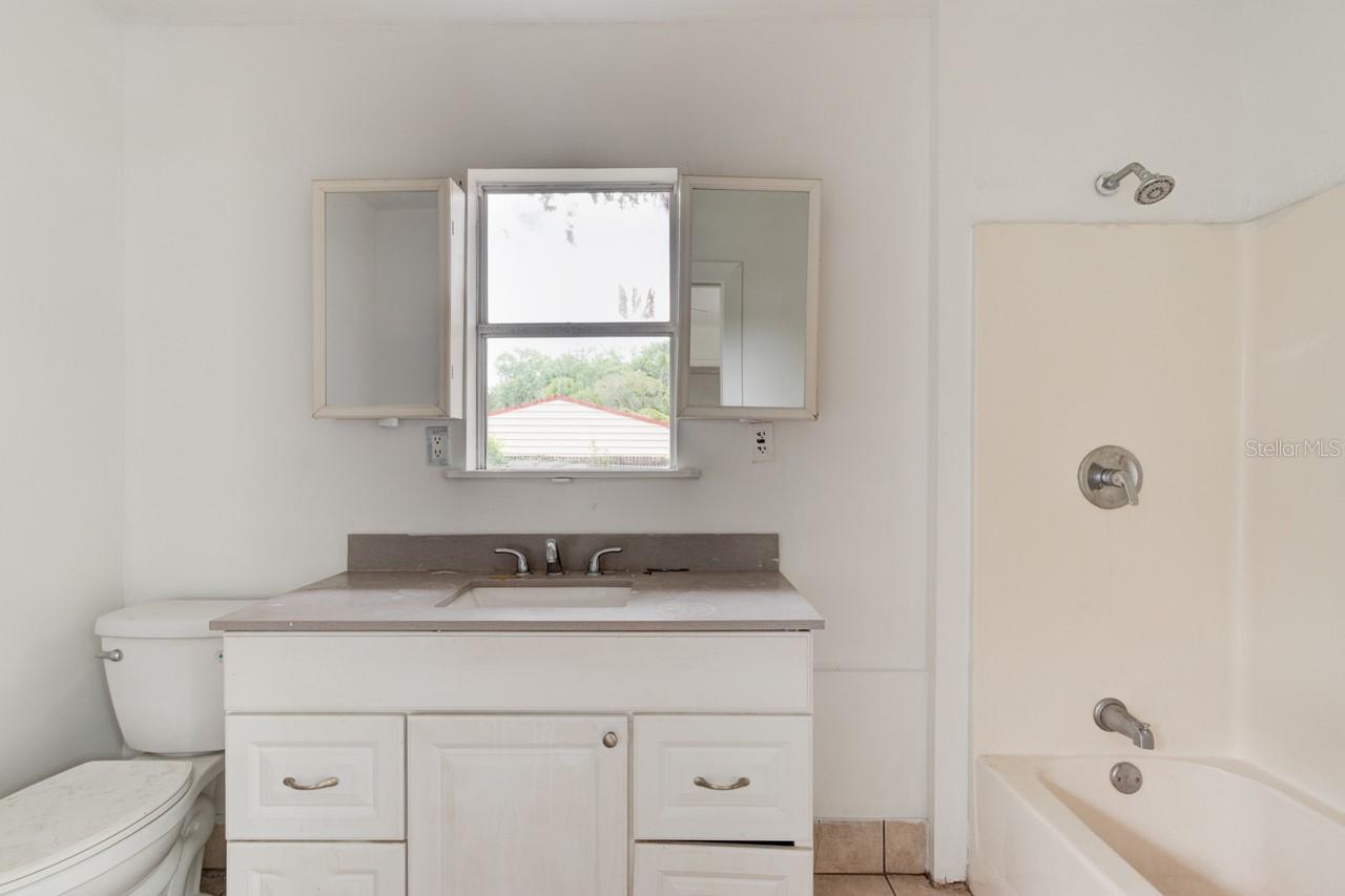 KINGSTON - Residential