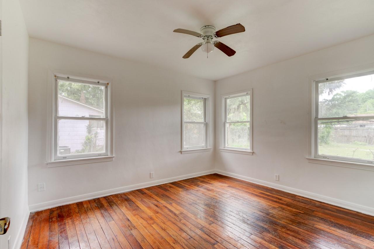 KINGSTON - Residential