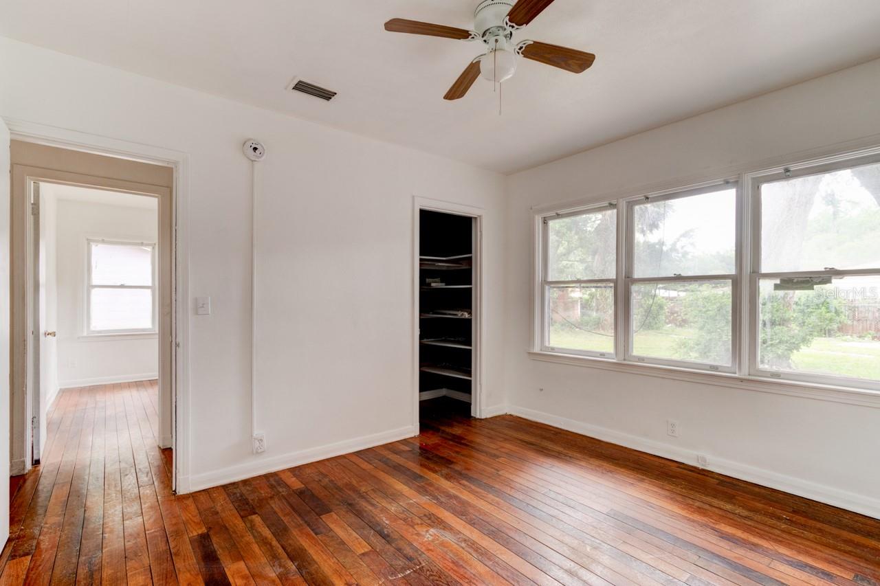 KINGSTON - Residential