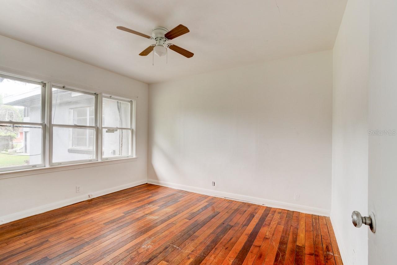 KINGSTON - Residential