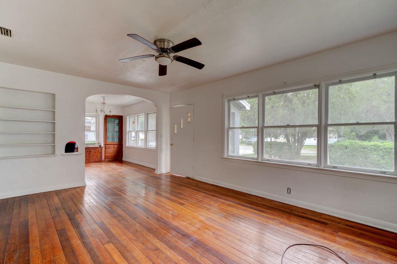 KINGSTON - Residential