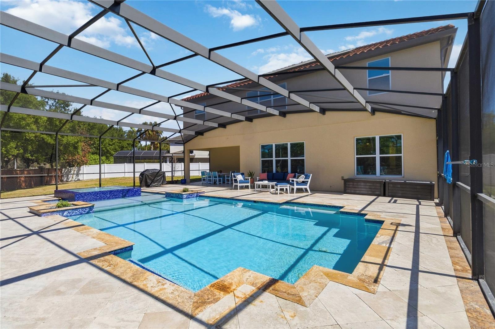 WINDERMERE LNDGS - Residential