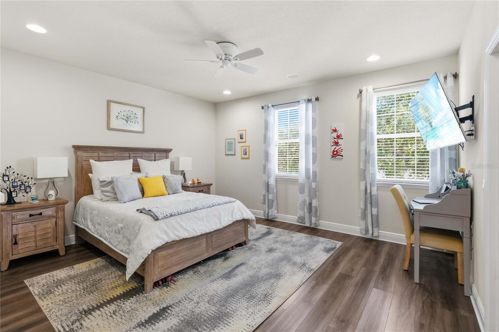 WINDERMERE LNDGS - Residential