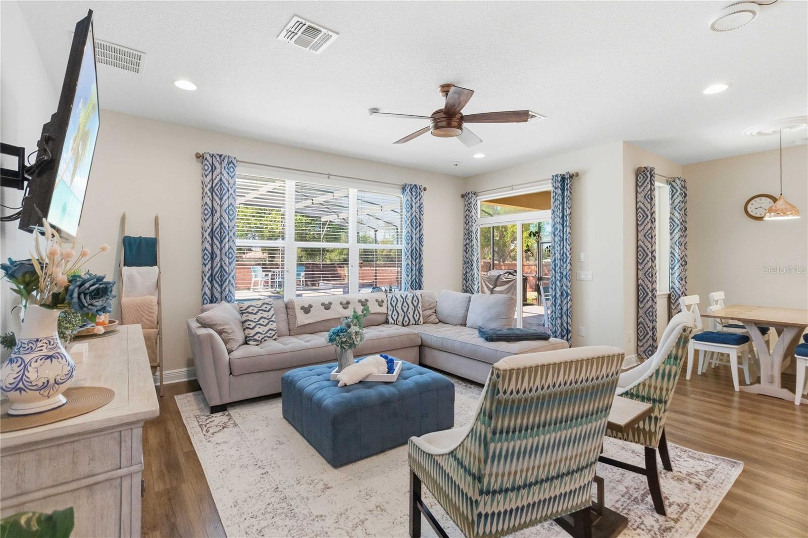 WINDERMERE LNDGS - Residential