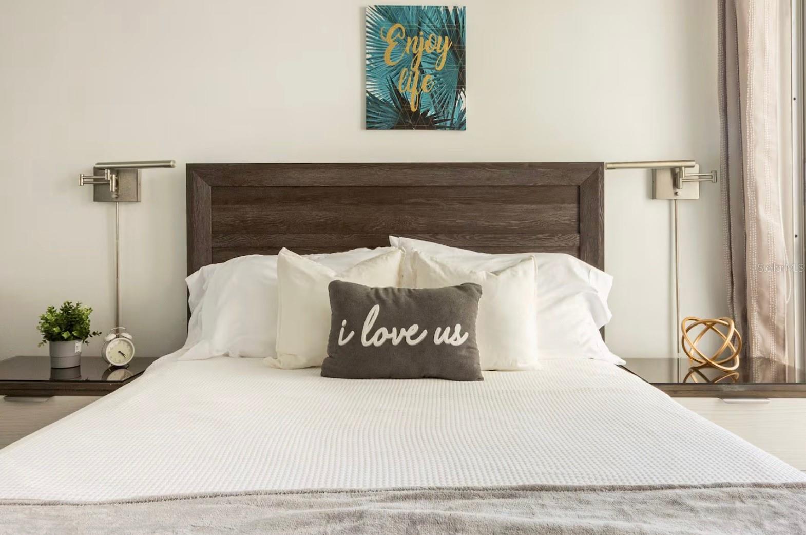 RAQUET CLUB - Residential