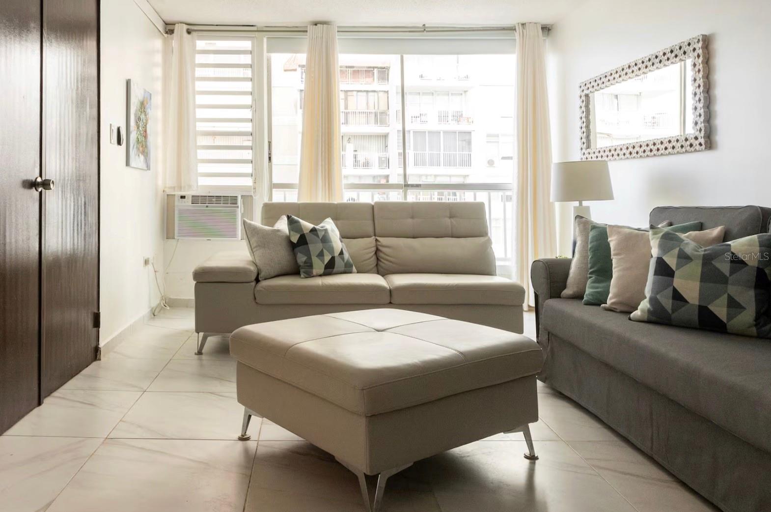 RAQUET CLUB - Residential