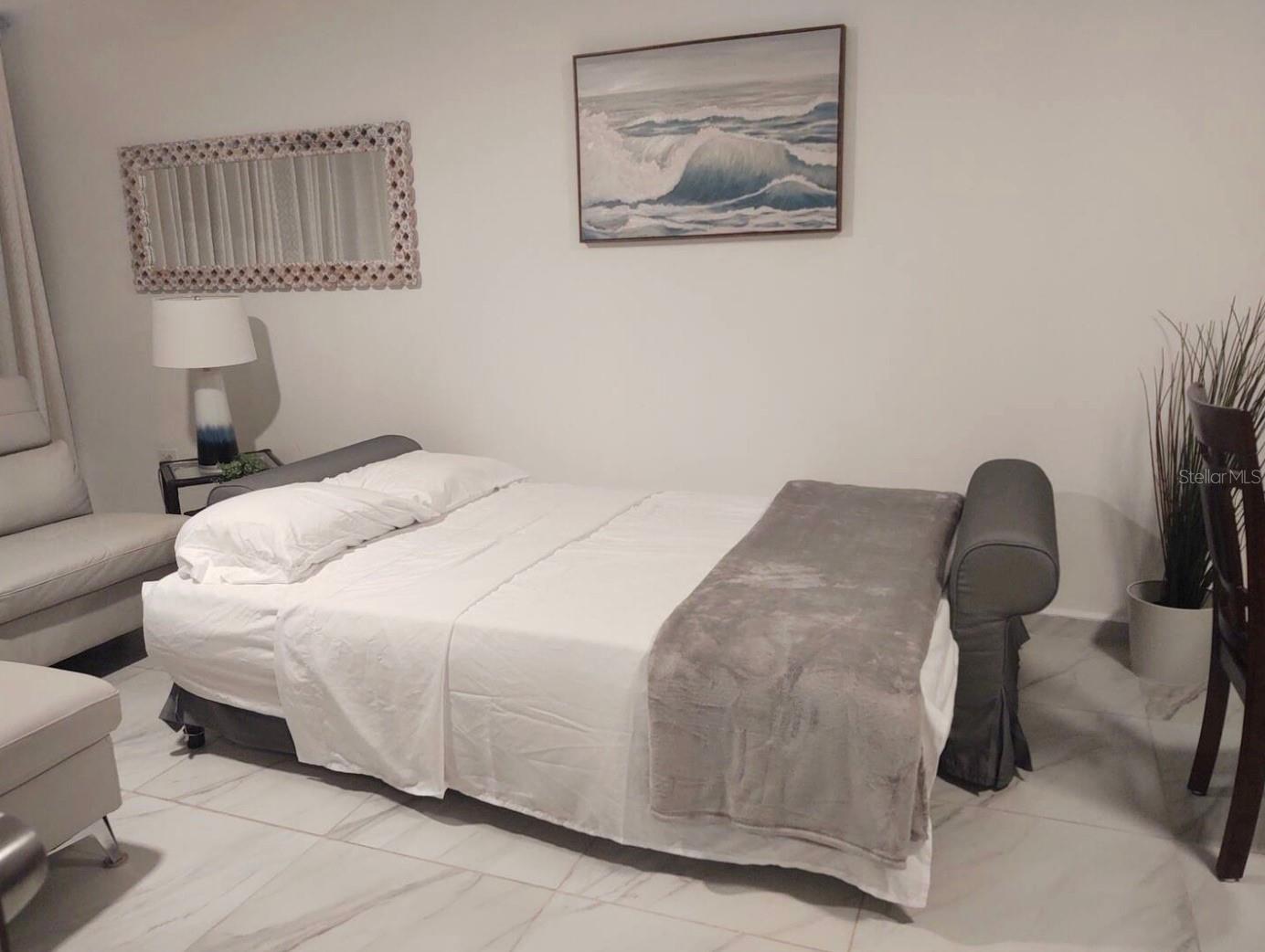 RAQUET CLUB - Residential