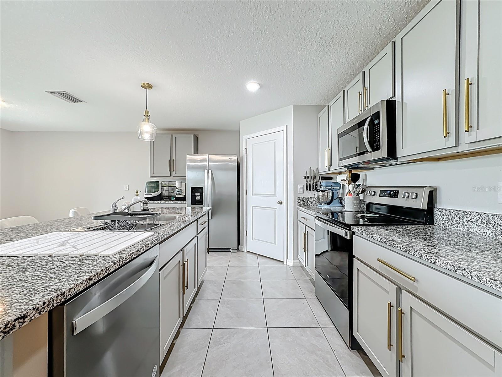 SILVERSTONE NORTH - Residential