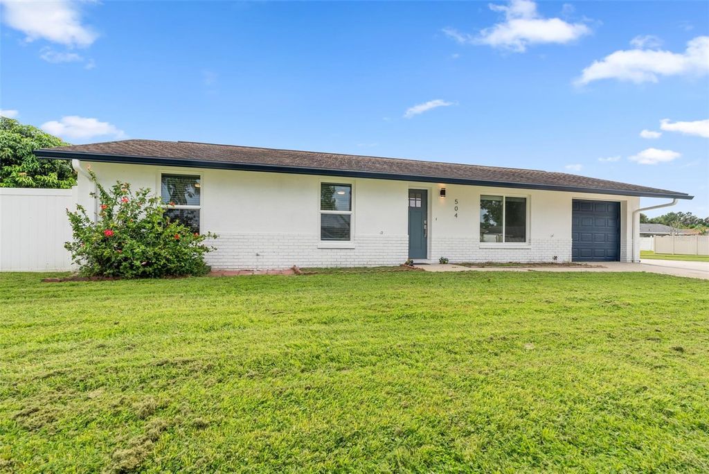 Photo of 504 Red Mangrove Lane, Apollo Beach, FL 33572 (MLS # TB8428031)