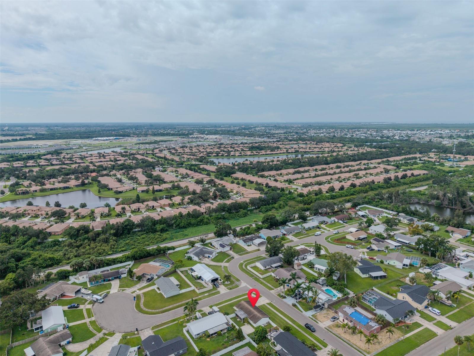 APOLLO BEACH UNIT FOUR - Residential