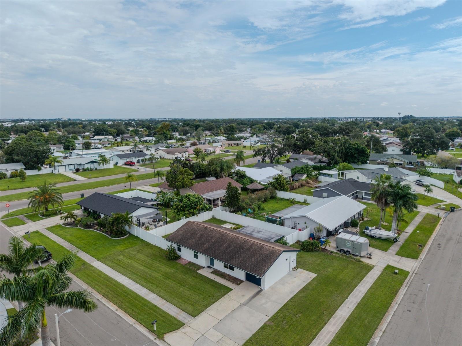 APOLLO BEACH UNIT FOUR - Residential