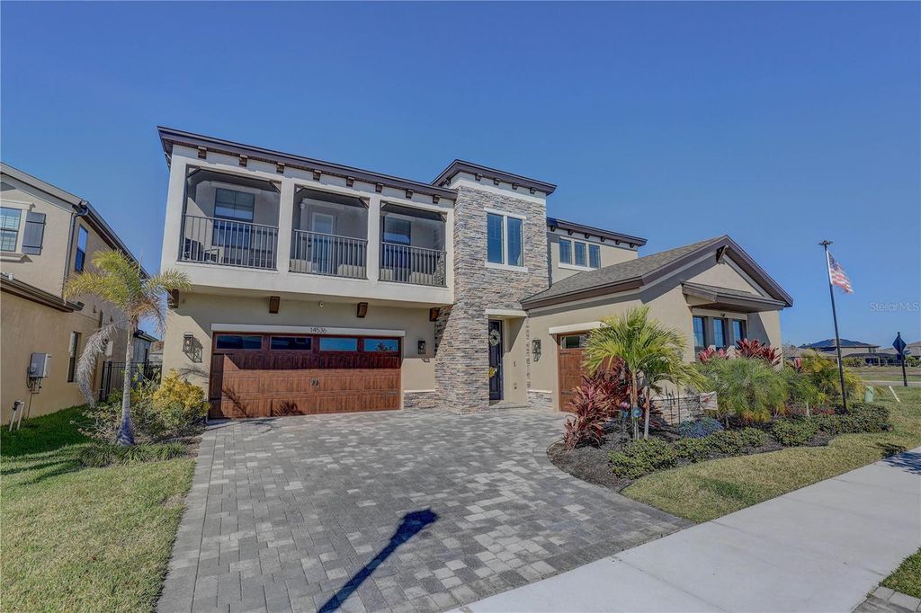 Photo of 14536 Woodland Spur Drive, Lithia, FL 33547 (MLS # TB8461497)