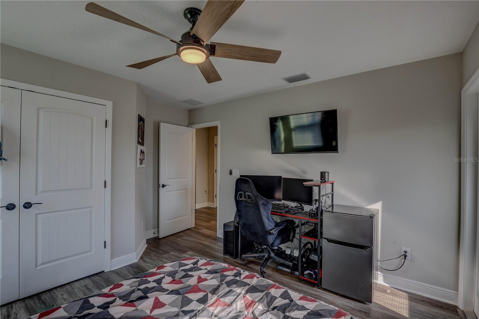 B & D HAWKSTONE PH 2 - Residential