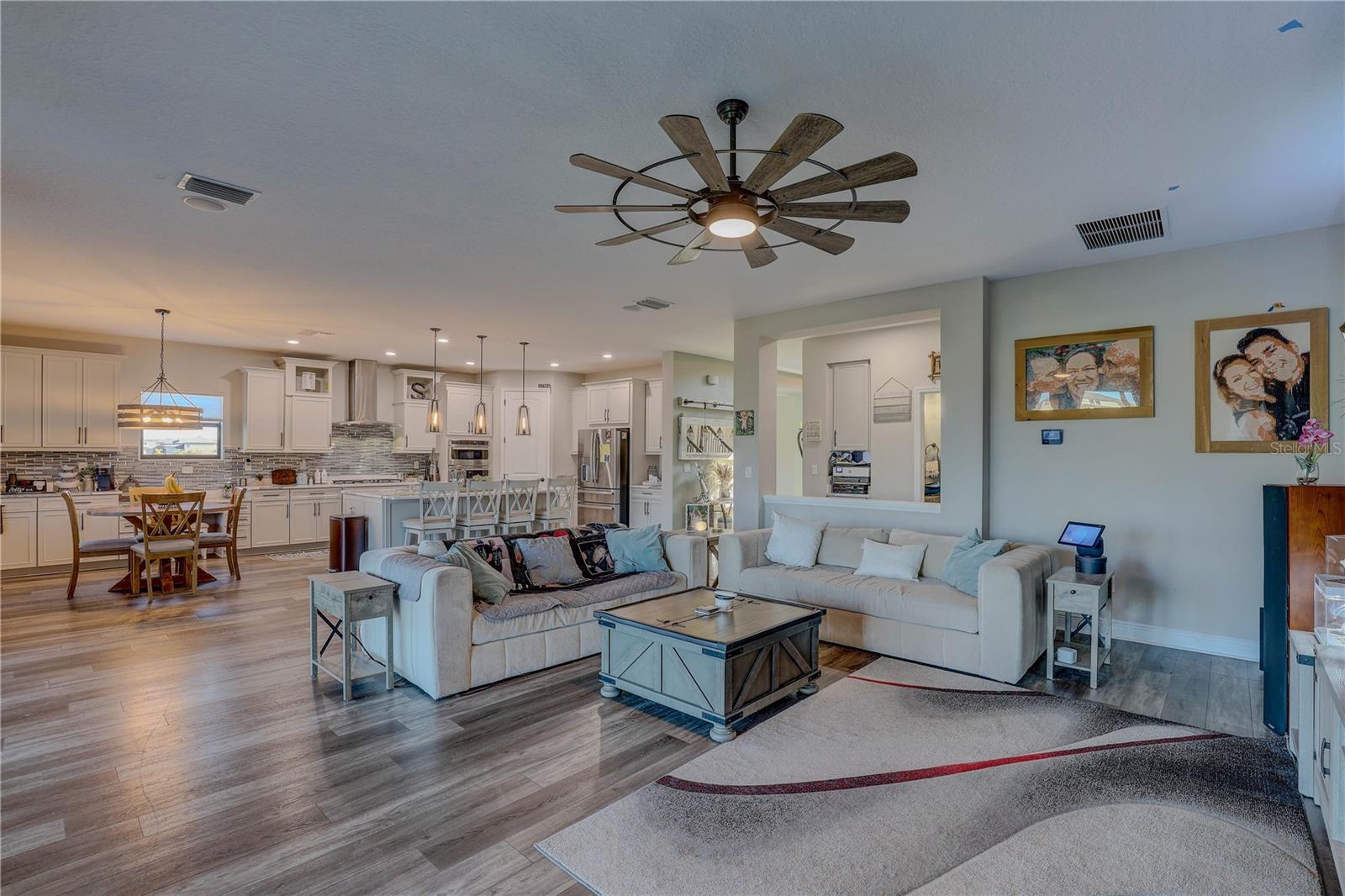 B & D HAWKSTONE PH 2 - Residential