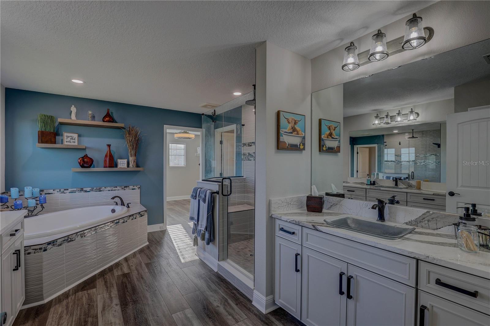 B & D HAWKSTONE PH 2 - Residential