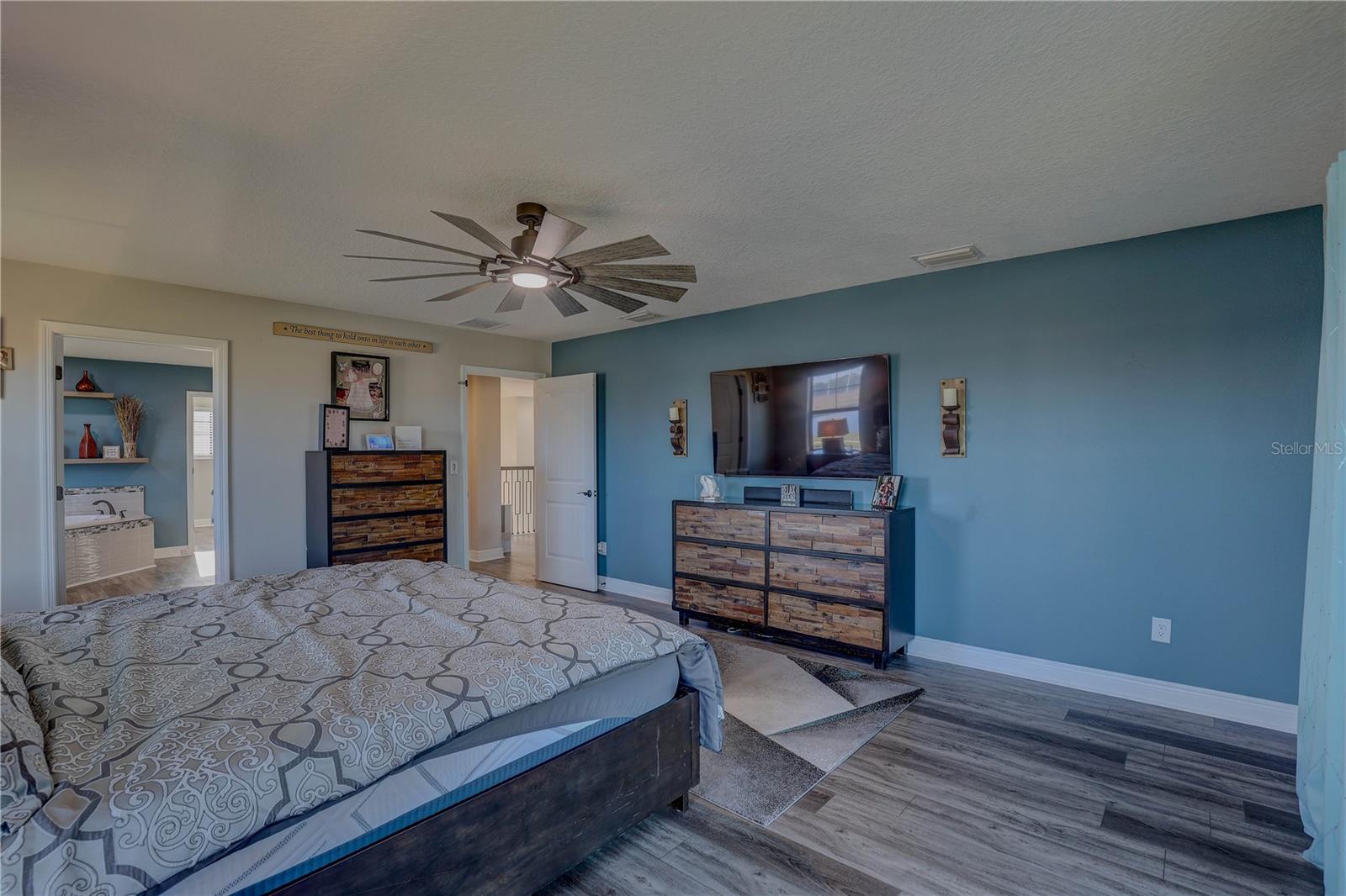 B & D HAWKSTONE PH 2 - Residential