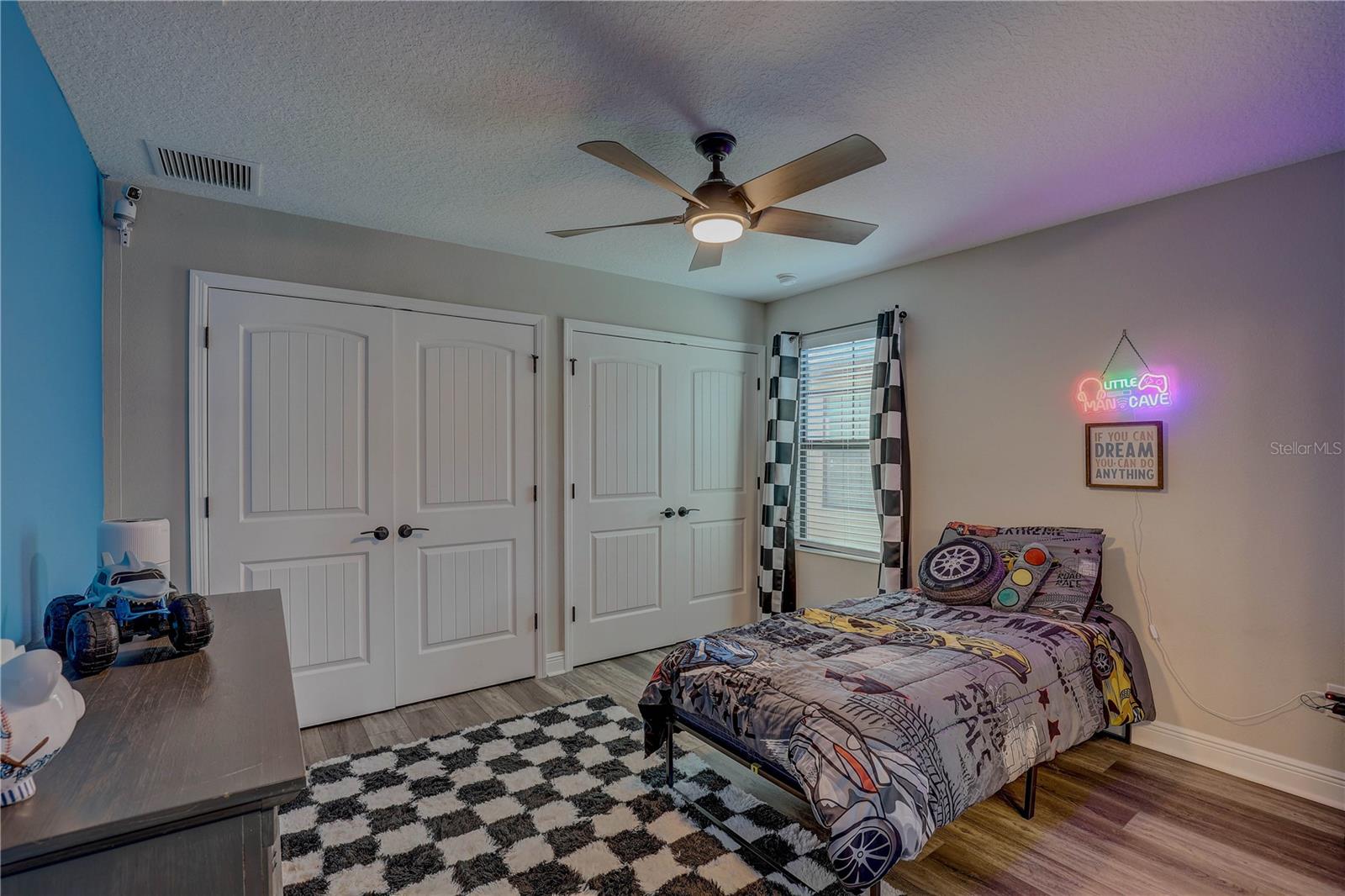 B & D HAWKSTONE PH 2 - Residential