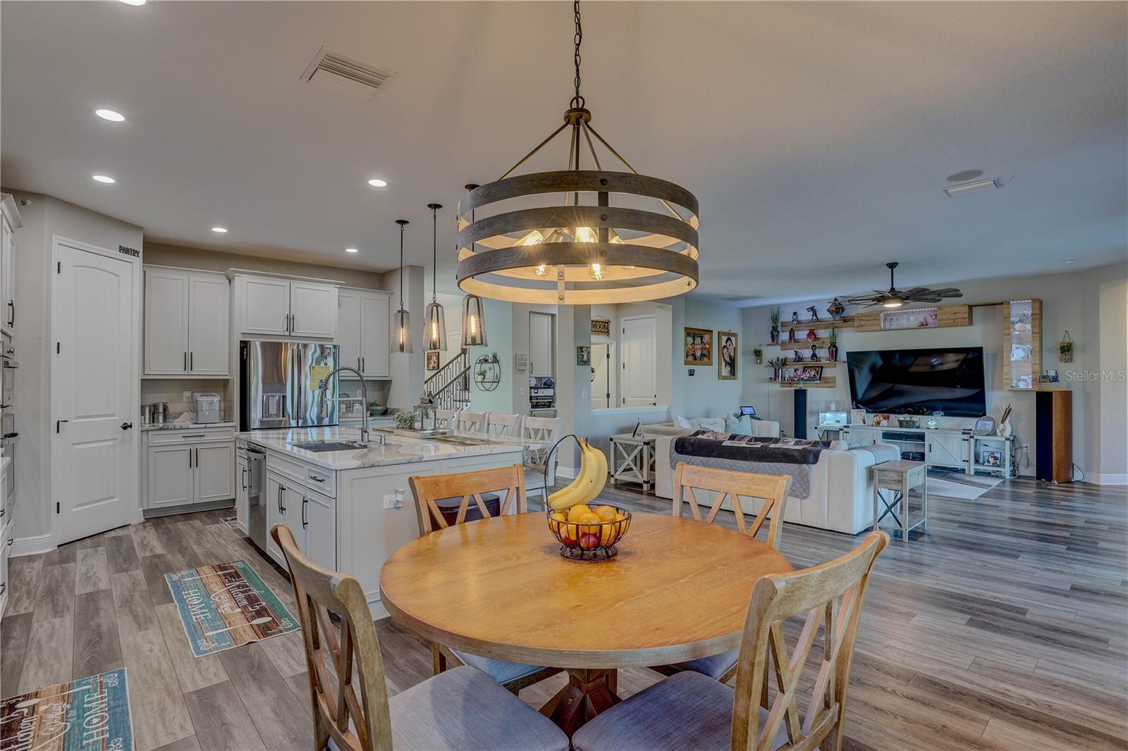 B & D HAWKSTONE PH 2 - Residential