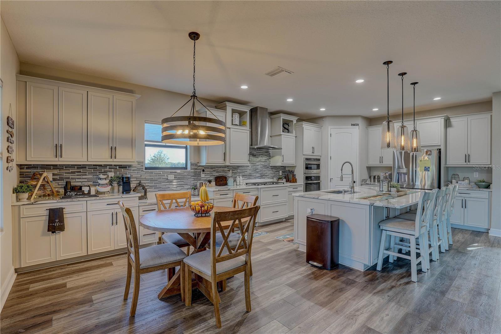 B & D HAWKSTONE PH 2 - Residential