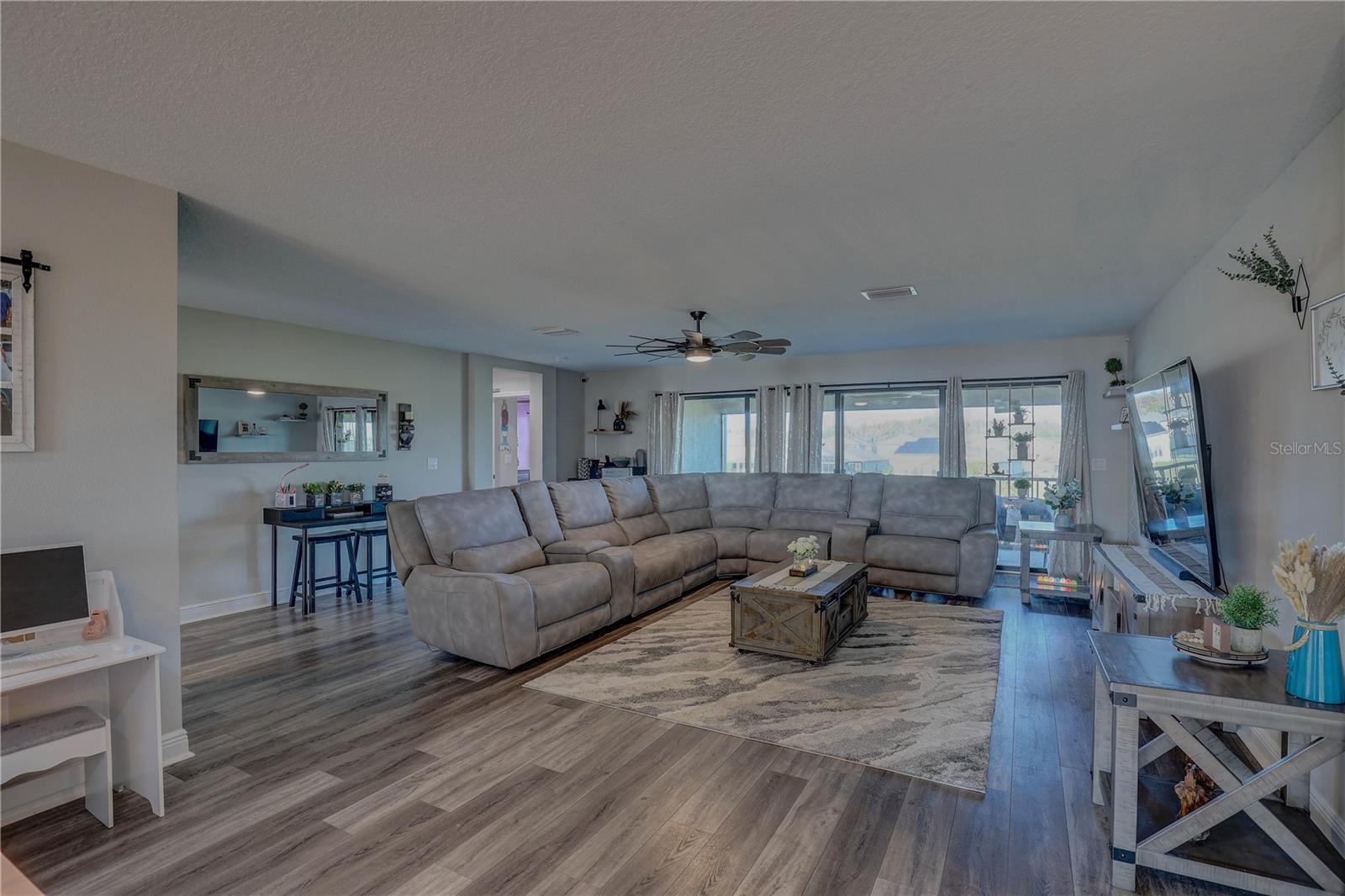 B & D HAWKSTONE PH 2 - Residential