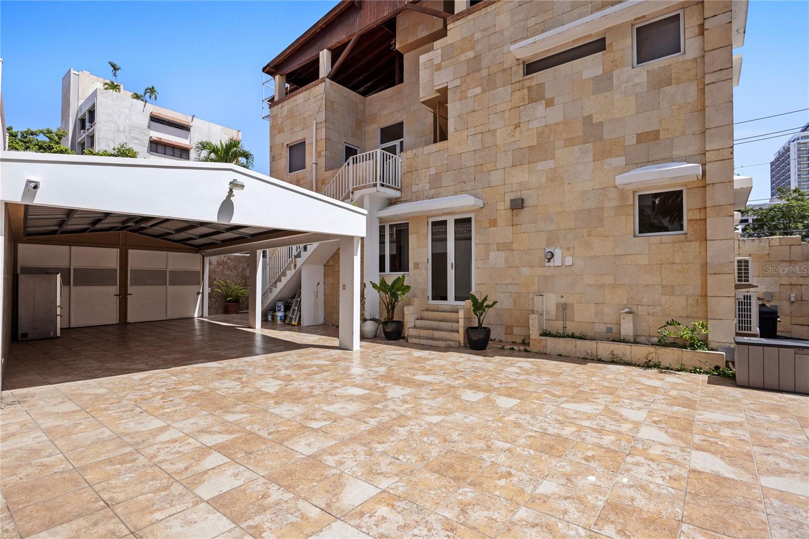 CONDADO - Residential