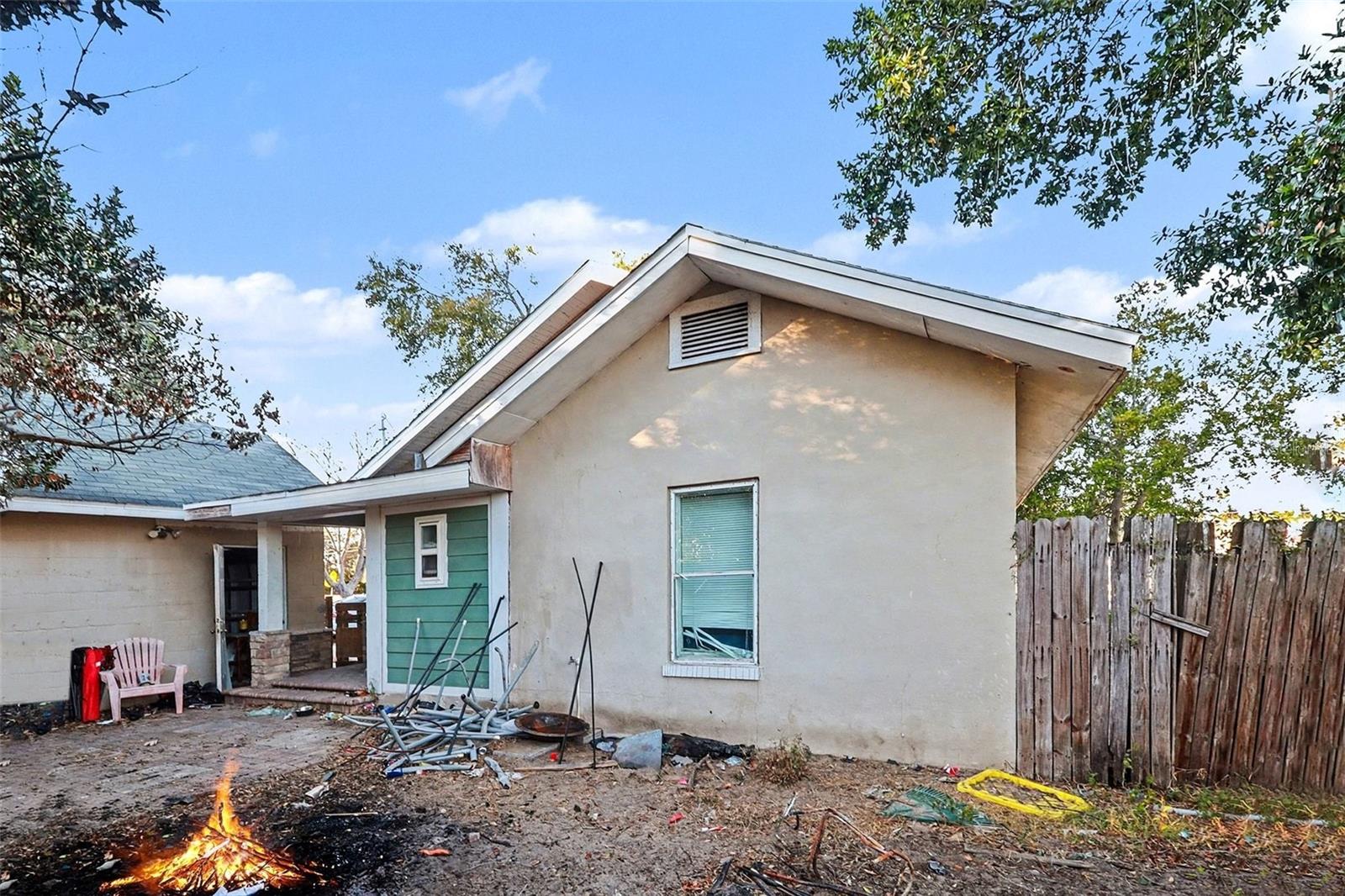 SHADOW LAWN SUB - Residential