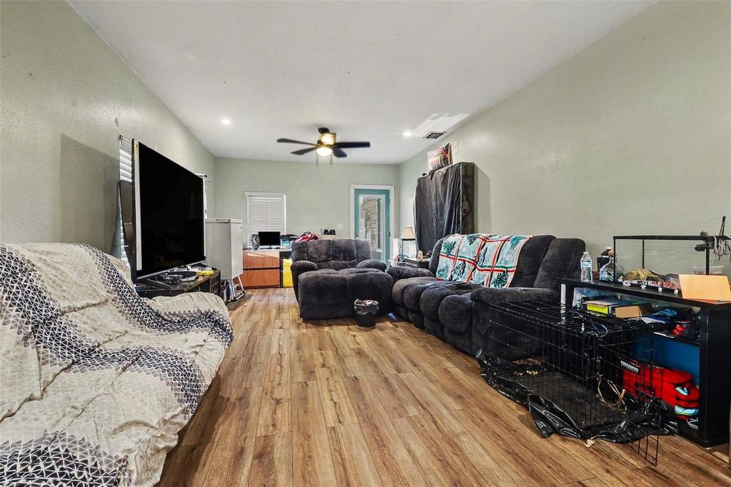 Photo of 1054 State Road 60 E, Lake Wales, FL 33853 (MLS # TB8471784)