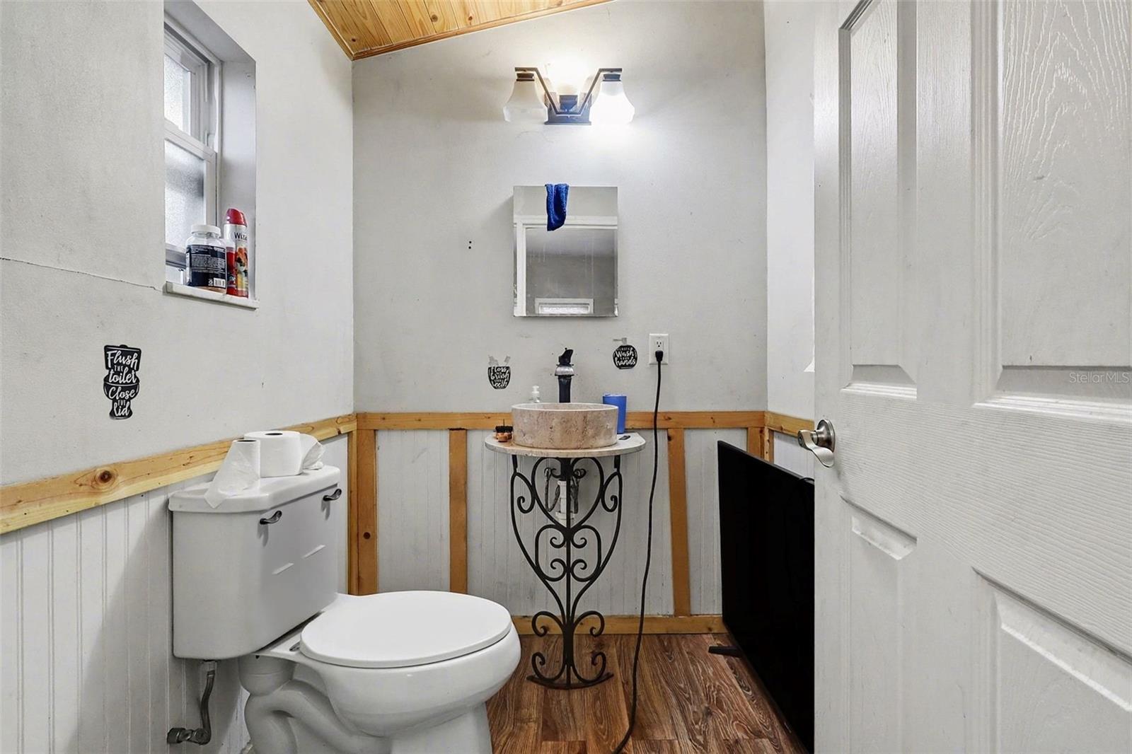 SHADOW LAWN SUB - Residential