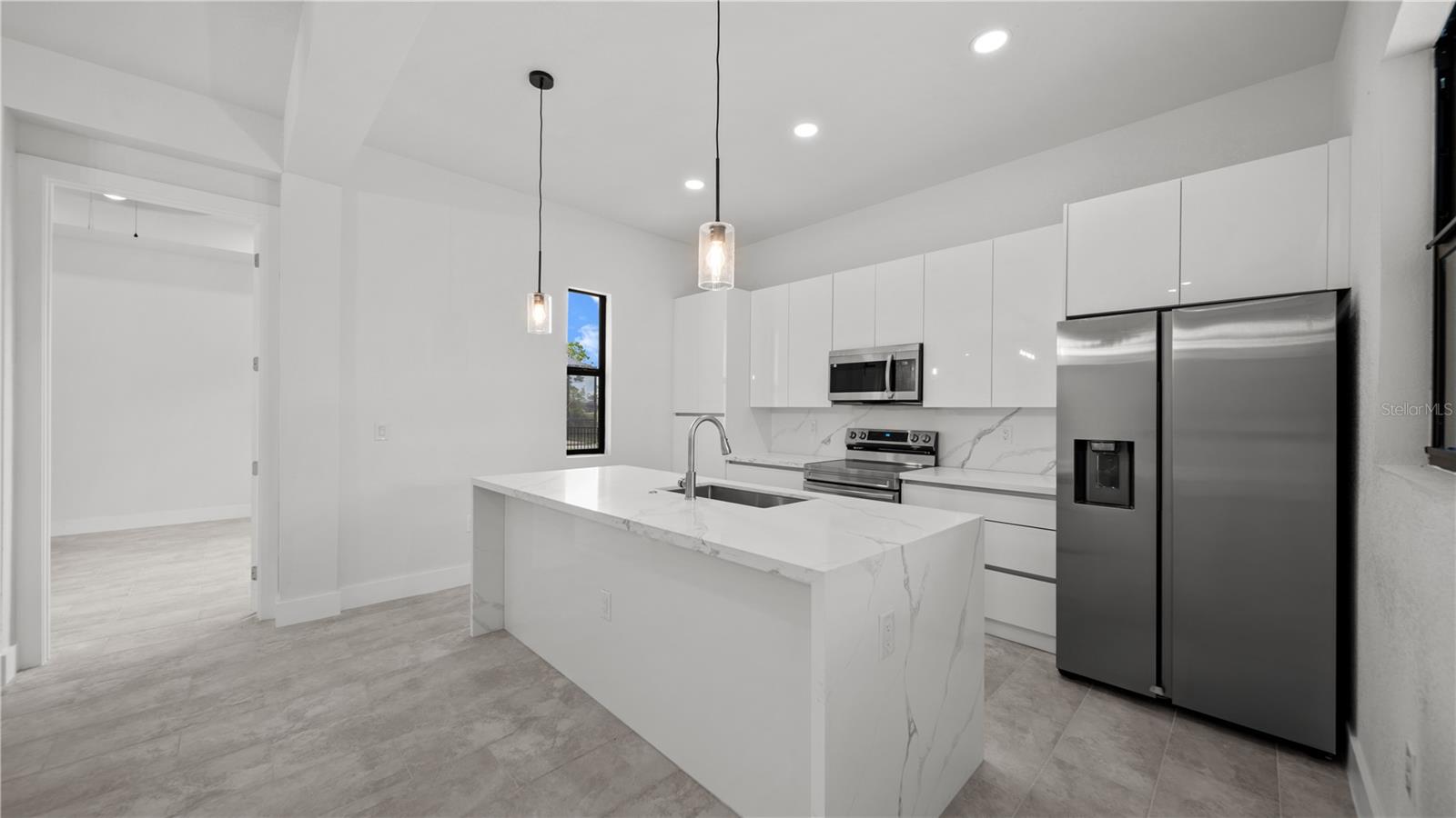 ROTONDA WEST PINE VALLEY - Residential