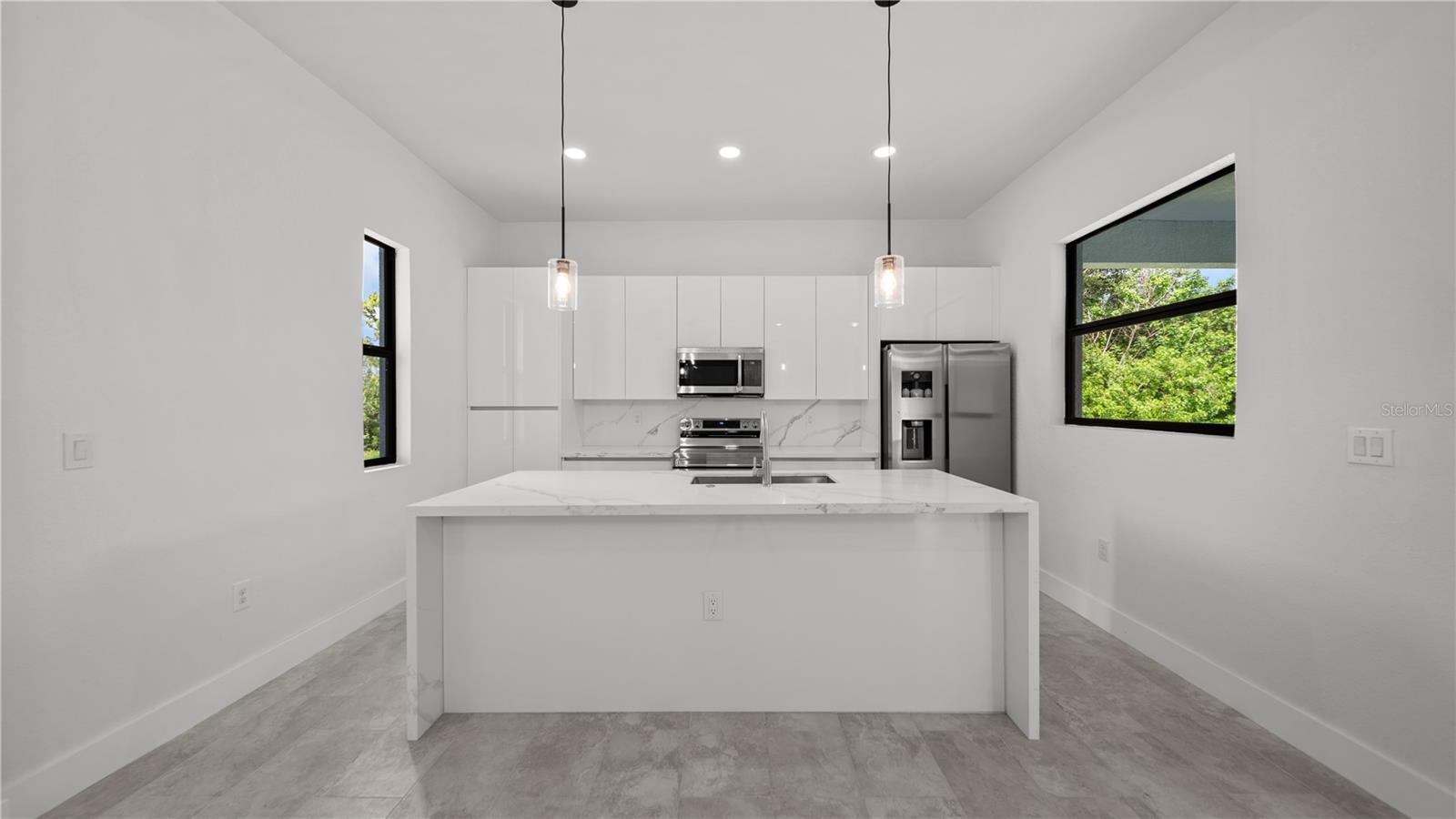 ROTONDA WEST PINE VALLEY - Residential