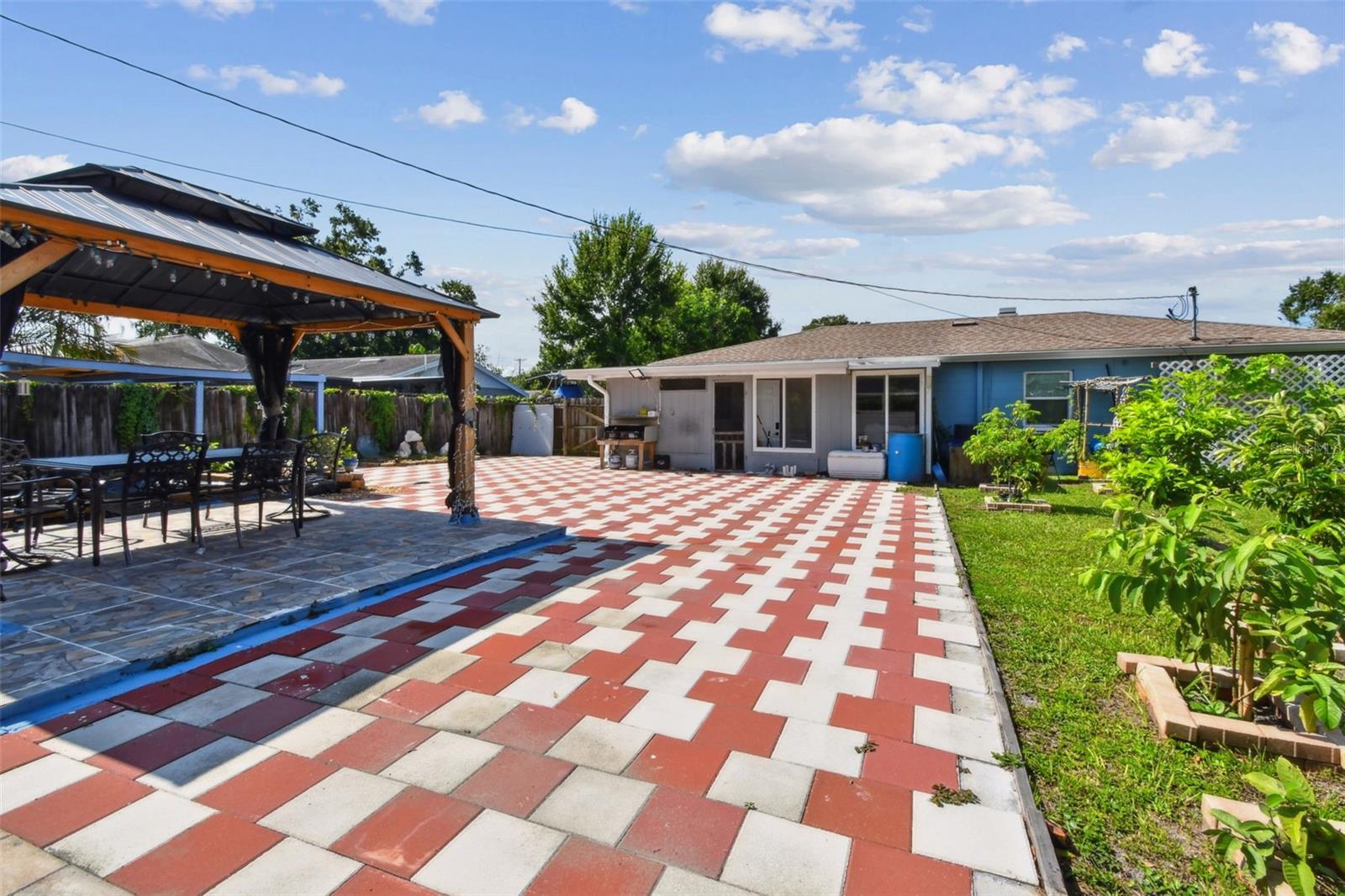 GANDY MANOR 2ND ADD - Residential