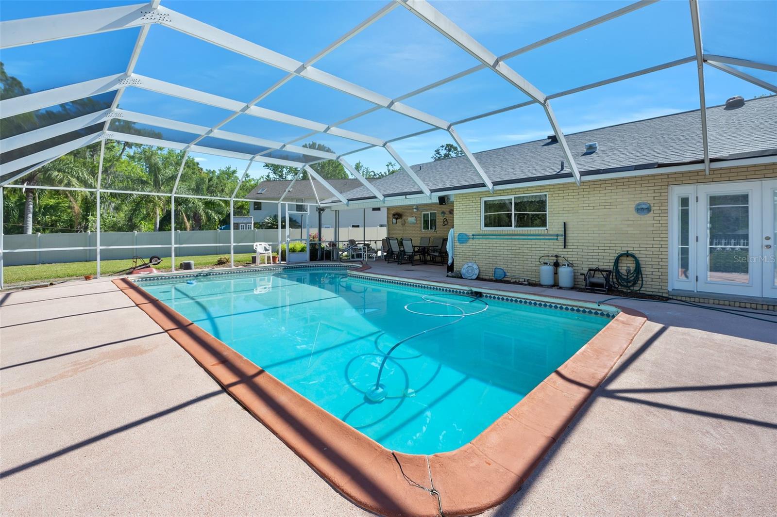 19 TWIN RIVER DRIVE