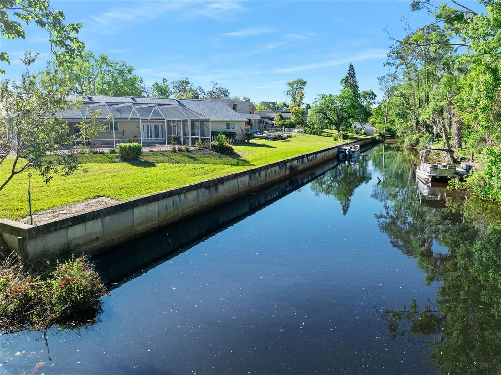 19 TWIN RIVER DRIVE