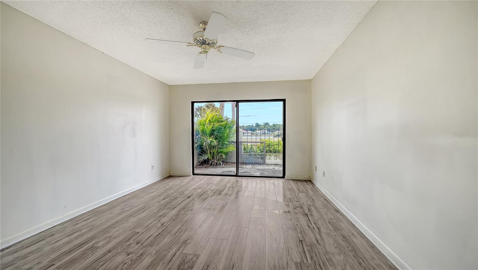 MEADOWLAKE II - Residential