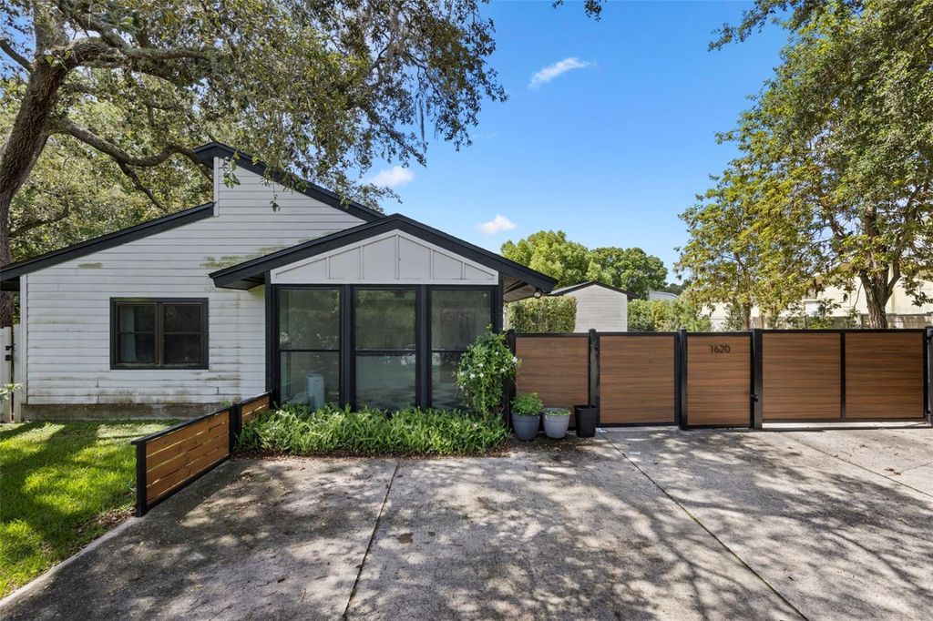 Photo of 1620 Howell Branch Road, Winter Park, FL 32789 (MLS # O6326651)