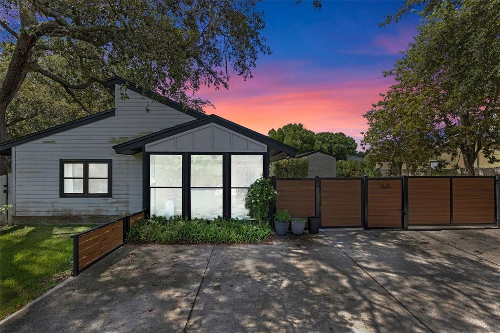 Photo of 1620 Howell Branch Road, Winter Park, FL 32789 (MLS # O6326651)