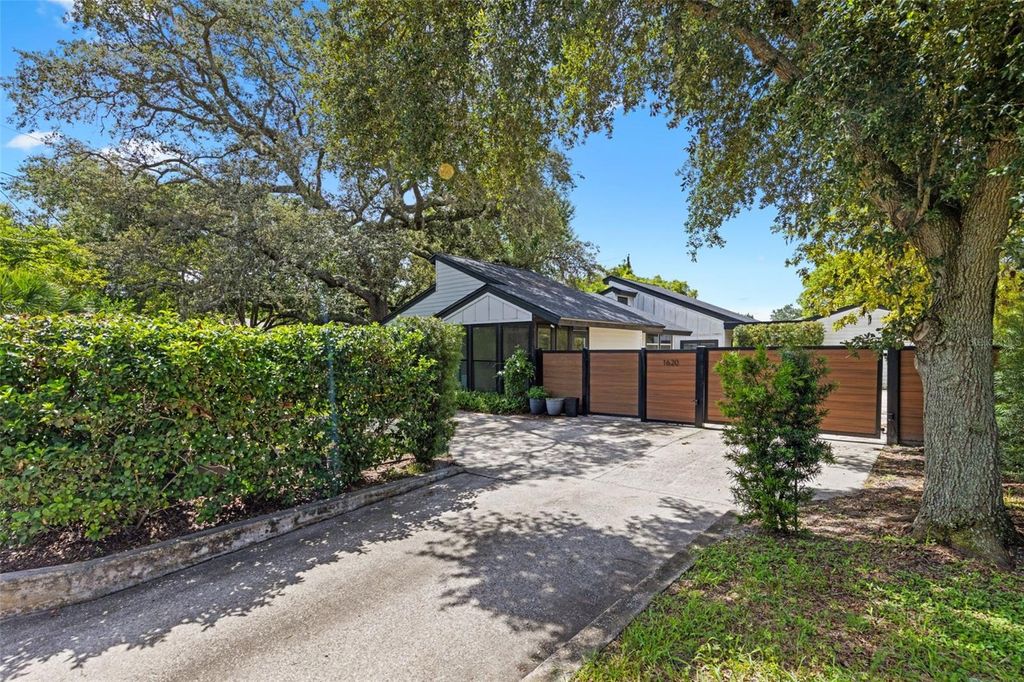 Photo of 1620 Howell Branch Road, Winter Park, FL 32789 (MLS # O6326651)